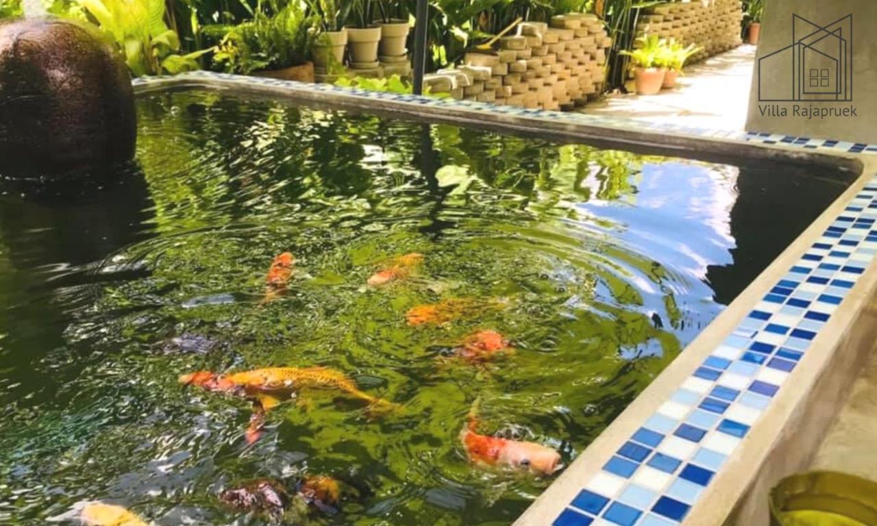 Villa Rajapruek Entire 3 Villas 7 Bedrooms Near Airport Chiang Mai Luaran gambar