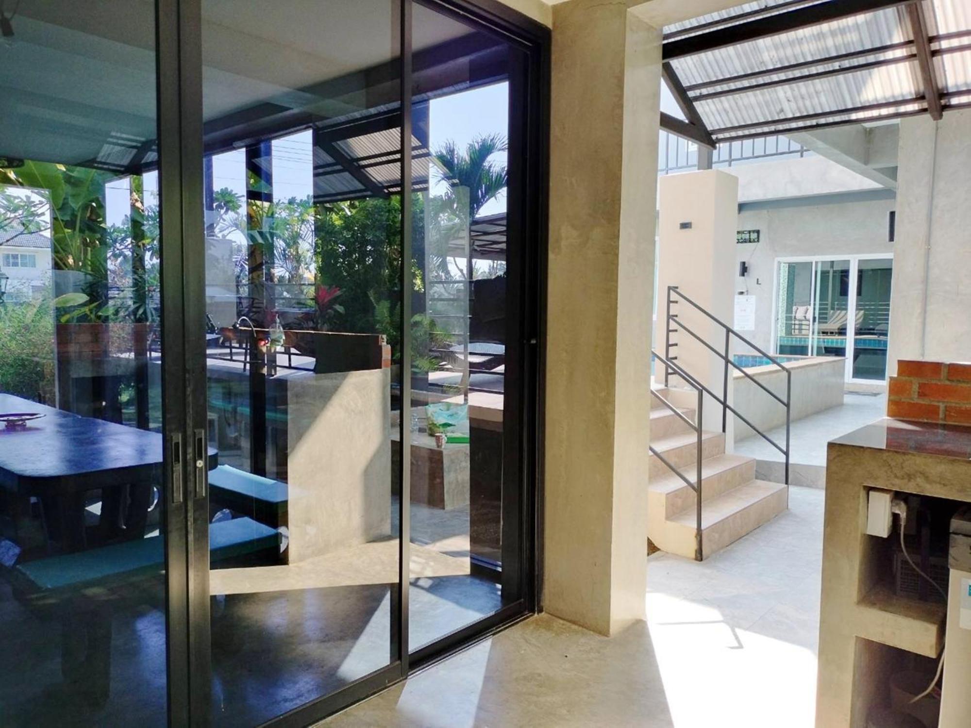 Villa Rajapruek Entire 3 Villas 7 Bedrooms Near Airport Chiang Mai Luaran gambar